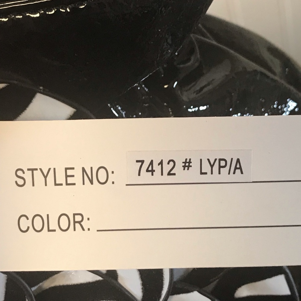 Candies Zebra Vegan Black Patent Shoulder Bag - Picture 6 of 8